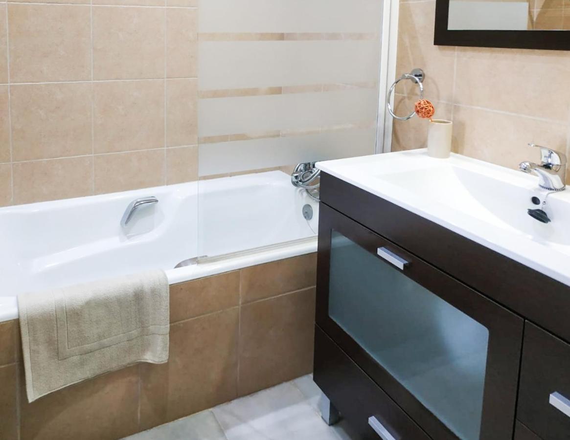 Homelystay-Benalmadena, Puerto Marina Экстерьер фото